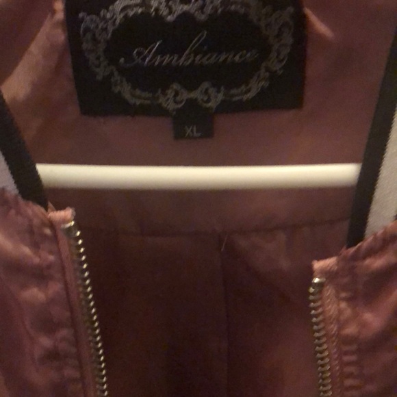 stylish jacket - Picture 3 of 4